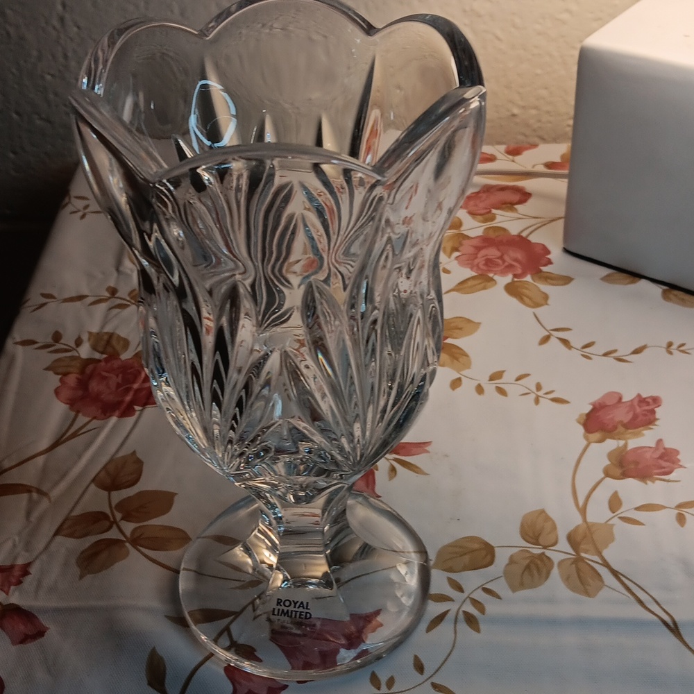 Royal Limited 24% Full Lead Crystal made in Czech Republic